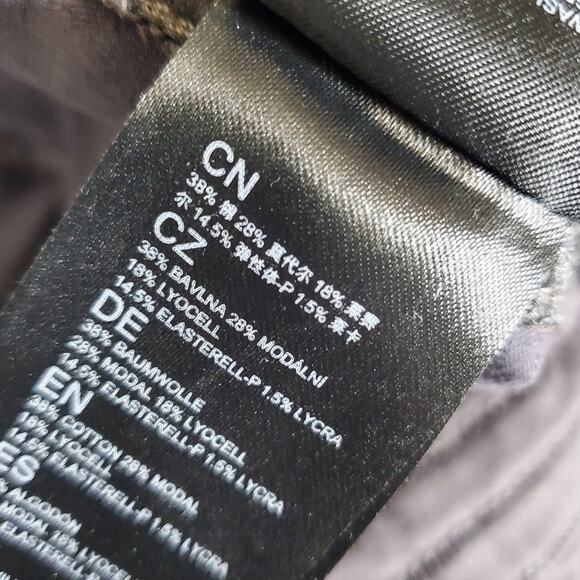 Kuhl Kultivatr Skinny hiking pants in pavement Size 4 Reg Excellent condition - Picture 5 of 11